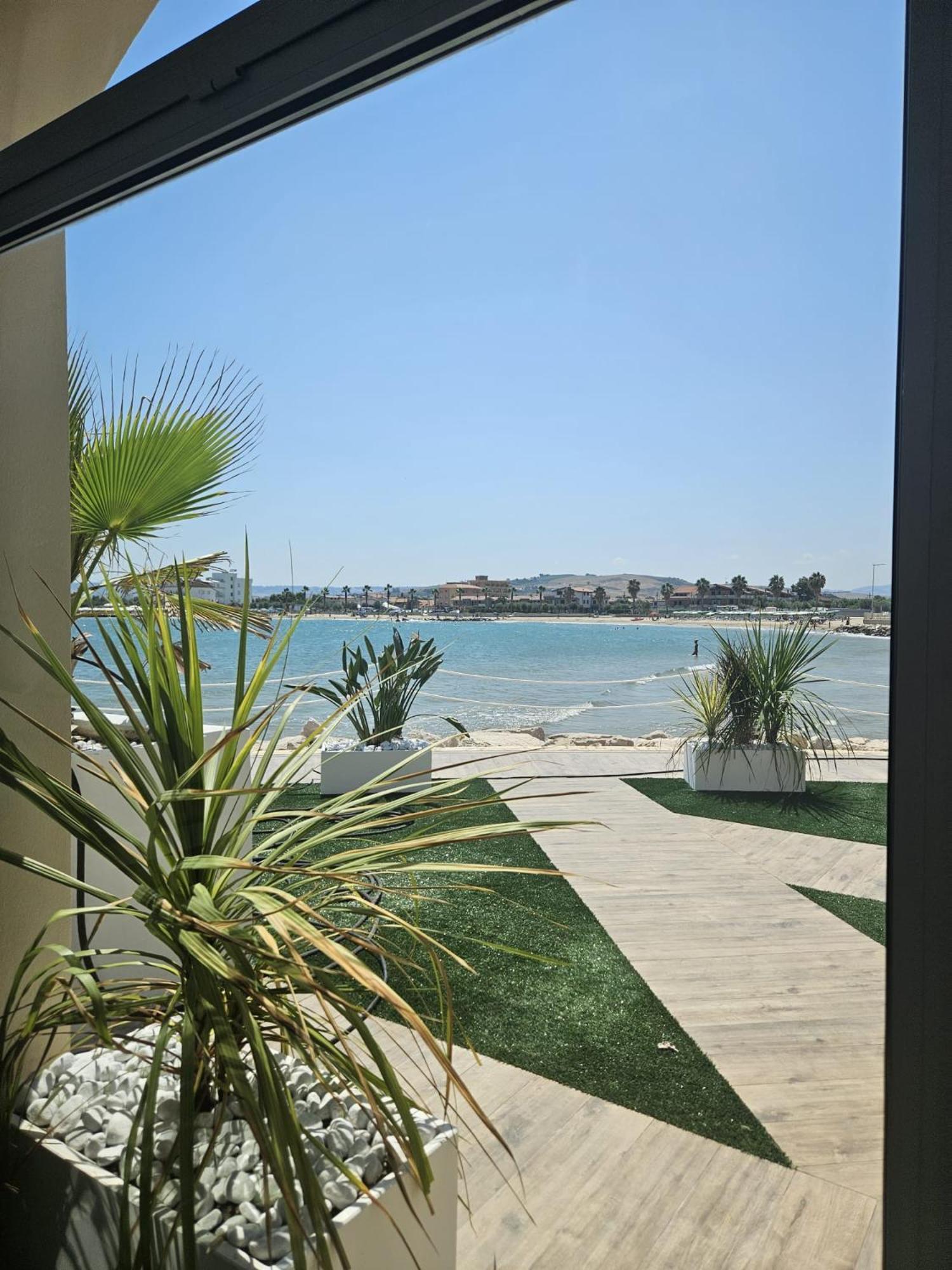 Dada Suites And Sea San Salvo Dış mekan fotoğraf